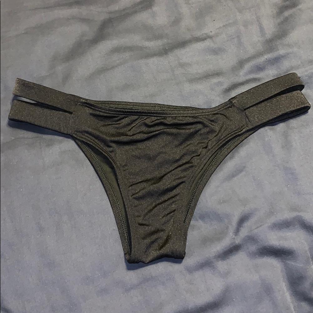 SOLD *** Black VS Bikini bottoms